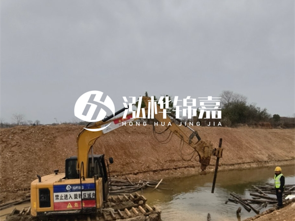為什么要進行河道護坡？堤壩加固木樁的作用？