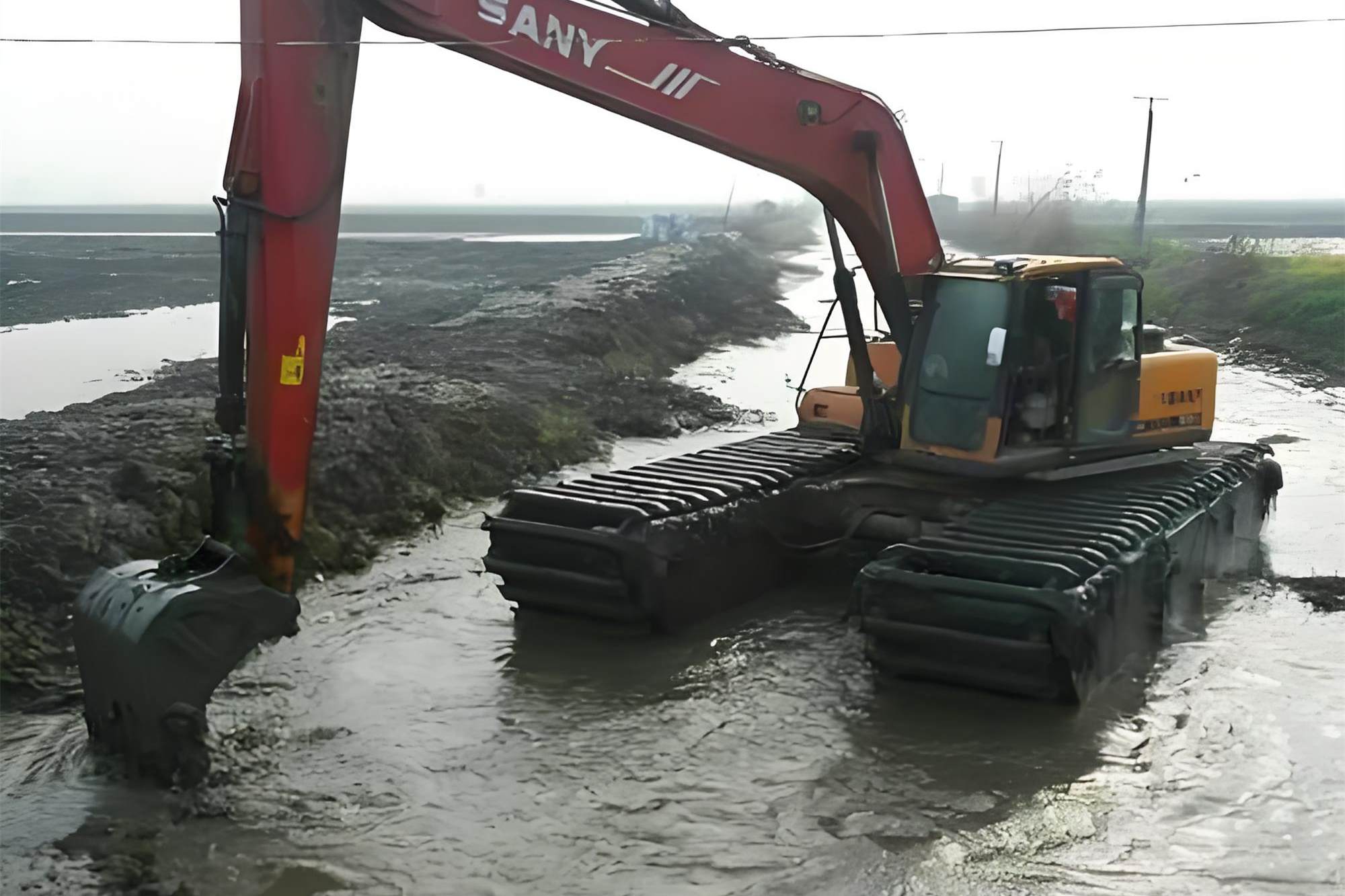 湖南益陽挖機(jī)清淤施工隊(duì) - 挖機(jī)加長(zhǎng)臂清淤的施工效率怎么樣?