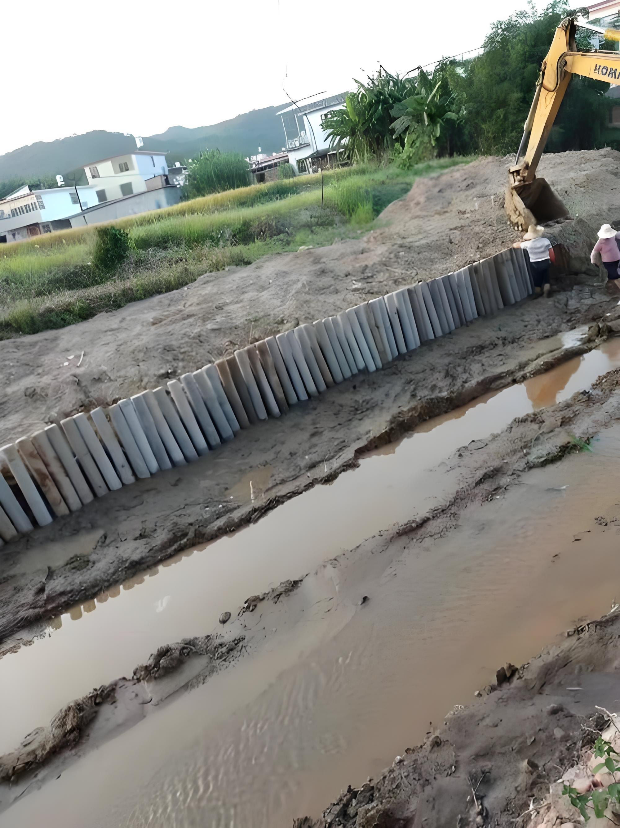 水泥樁廠家泓樺錦嘉-水泥樁在淤泥質(zhì)河床如何防沉降?