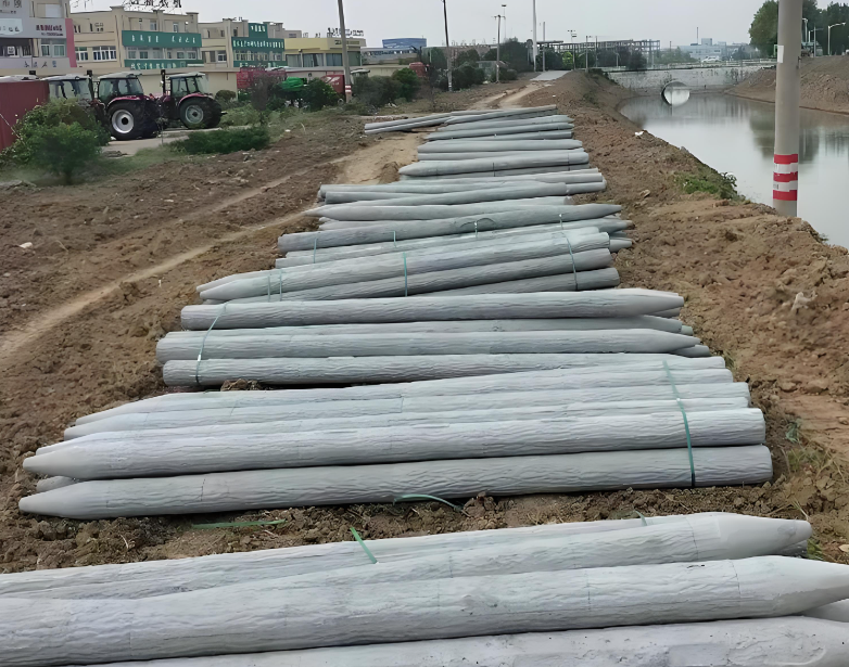 水泥仿木樁施工隊(duì)泓樺錦嘉 - 水泥圓樁和方樁哪個(gè)更適合做圍欄柱?